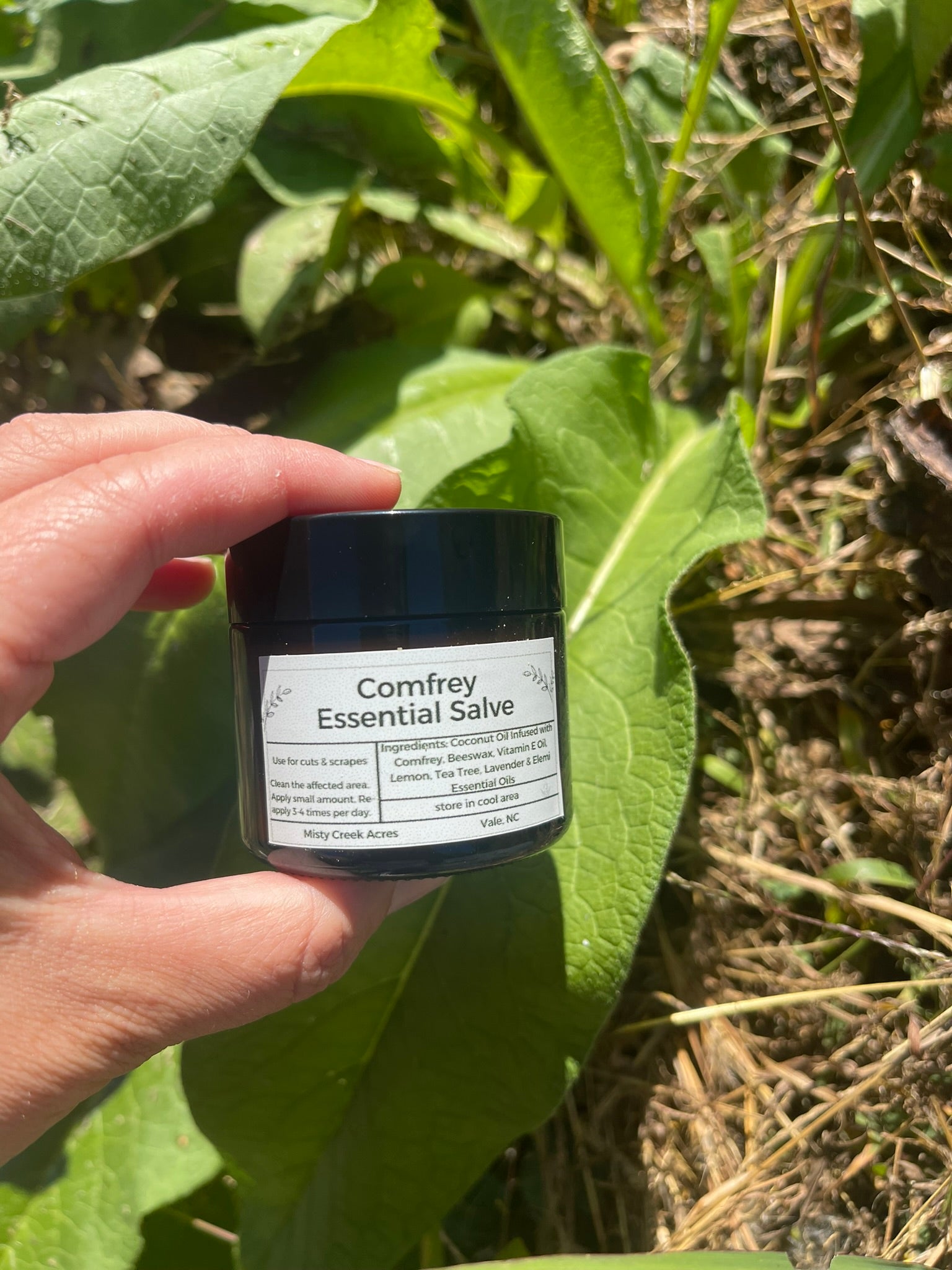 comfrey essential salve 