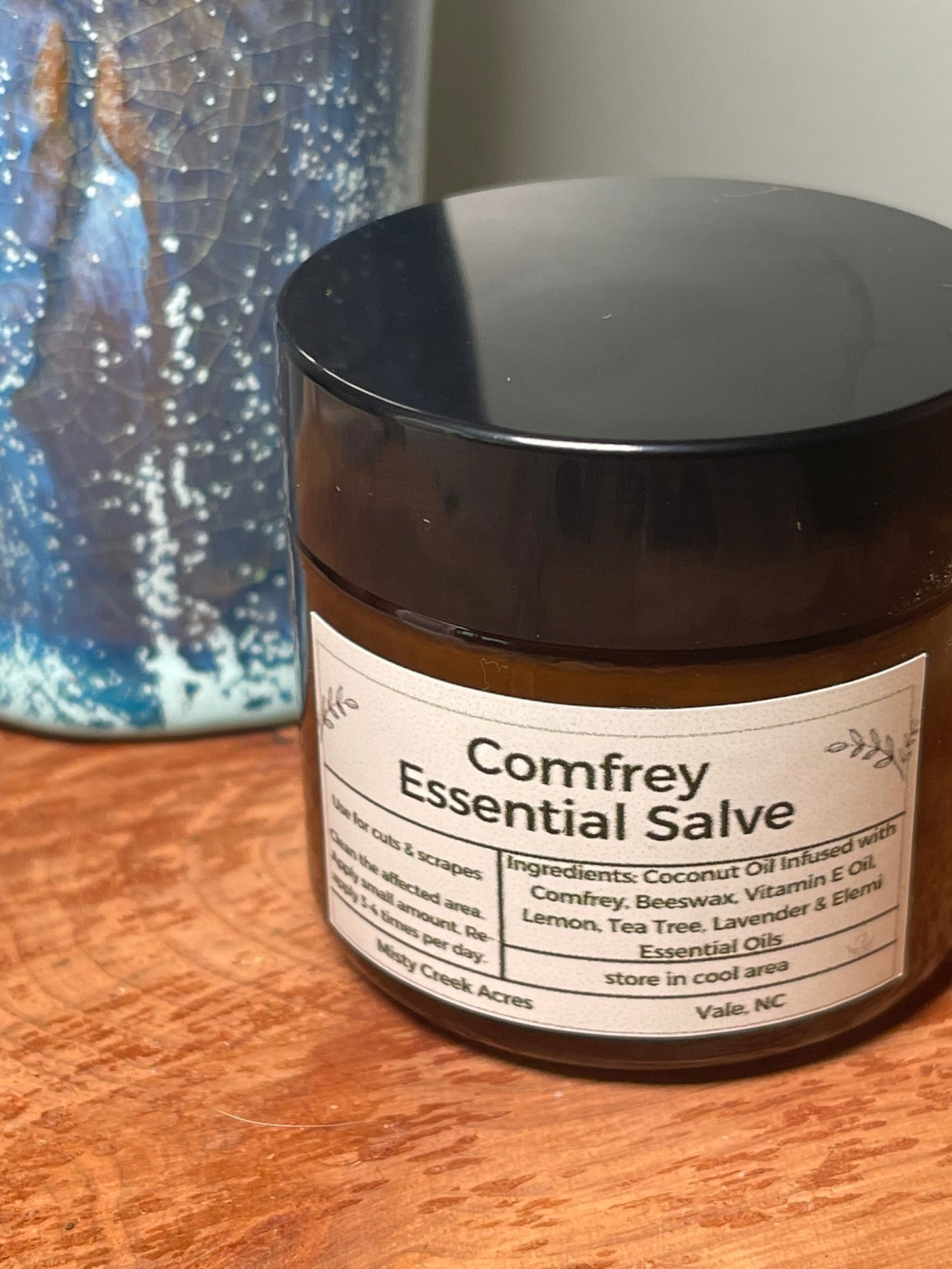 Comfrey Essential Salve – Natural Healing for Cuts & Scrapes 2 oz Glass Jar