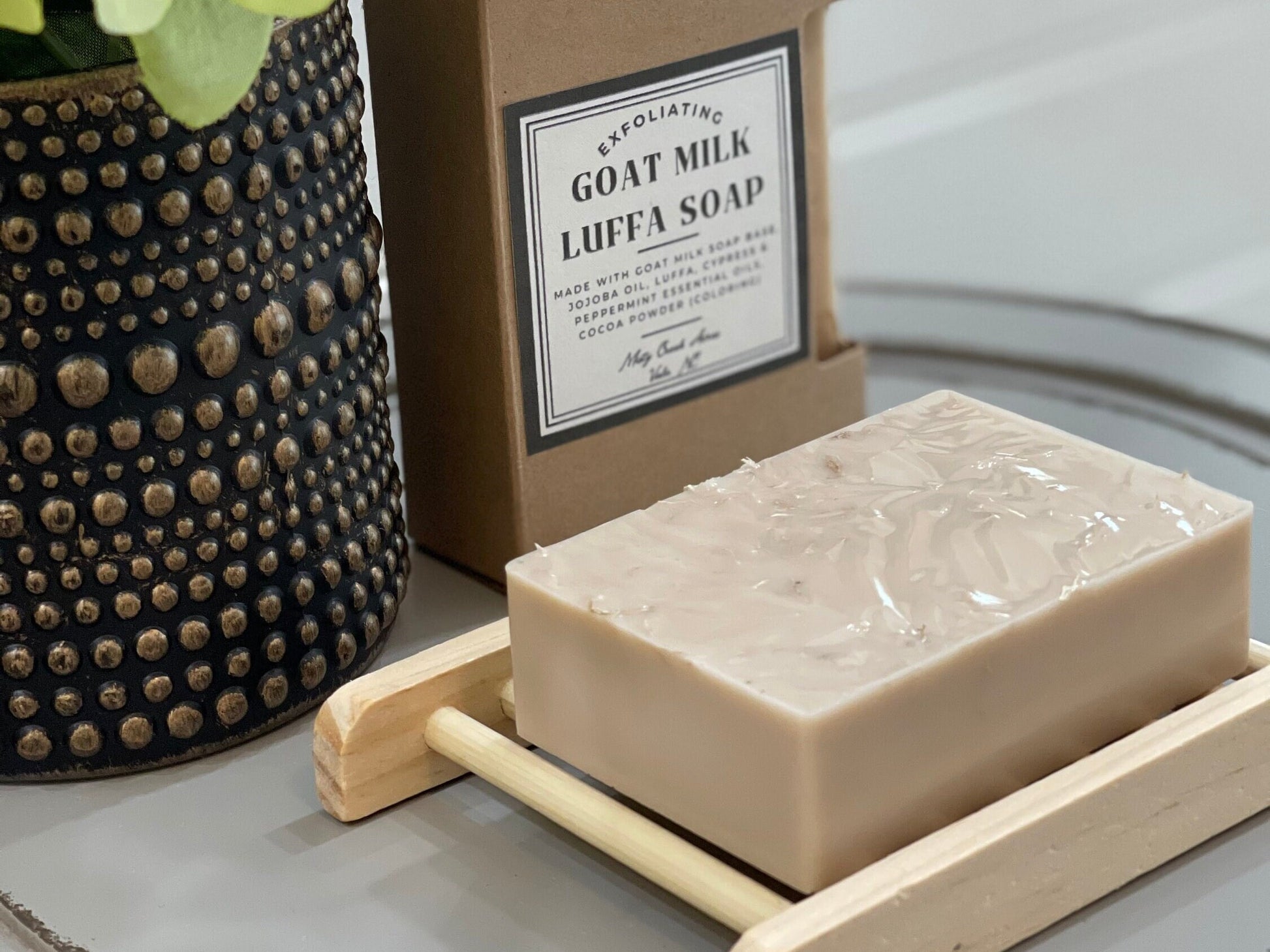 Handmade Cypress Peppermint Goat Milk Bar Soap Exfoliating With Natural Luffa