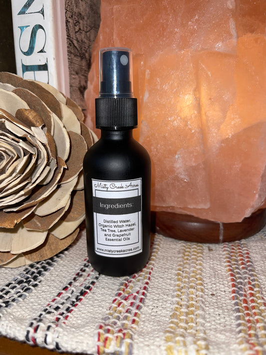 Natural refresh spray, natural spray for blemish control, natural acne remedy, redness reducer, redness reducing spray, acne toner, toner to prevent breakouts, non toxic acne remedy, organic witch hazel spray, acne remedy with clean ingredients, small business self care products, non toxic self care, holistic remedy for acne, holistic medicine kit